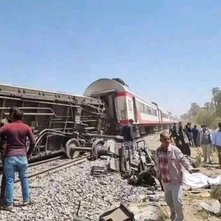 تصادم قطارين في سوهاج وسقوط ضحايا