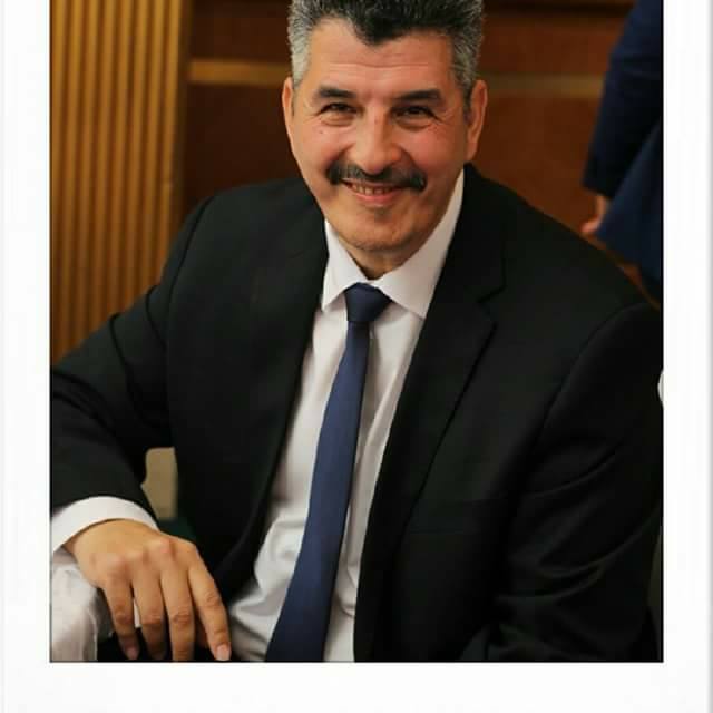 غالب يونس مسؤول بمكتب الرئيس الفلسطيني يفجر قنابل مدويه