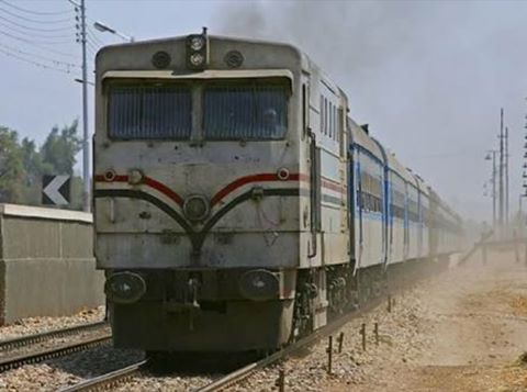 قطار الاسكندرية يدهس طالبتين بكفر الدوار 