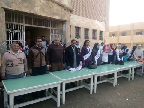 بالصور.. مدرسة شرموخ الابتدائية تحتفل بعيد الام ويوم اليتيم بالمنيا