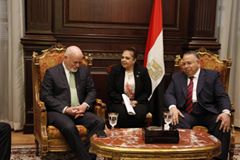 وفد الجمعيه العمومية للامم المتحدة يلتقي السيد الشريف وكيل مجلس النواب