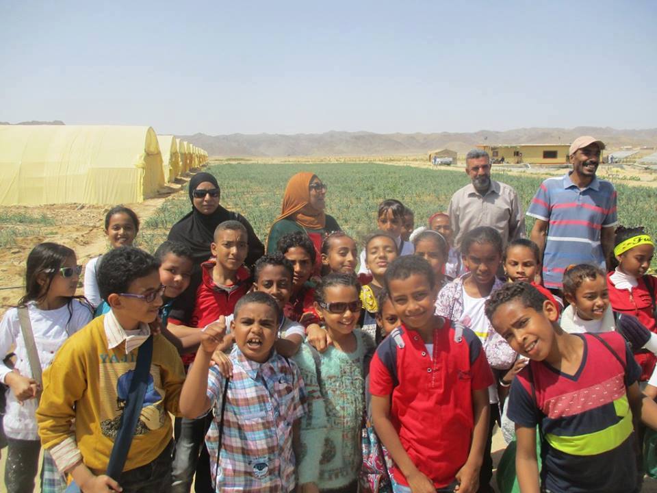 يت ثقافة الحمراوين ينظم رحلة علمية للمزرعة النموذجية بوادى القويح