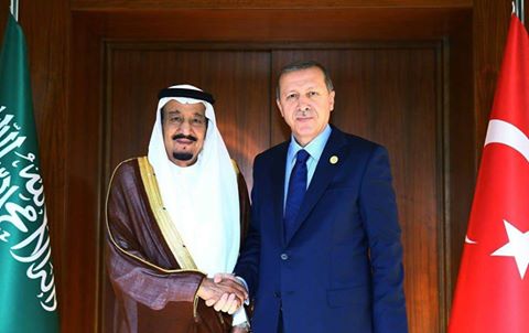 عاجل | العاهل السعودي يهنئ أوردغان هاتفيا بنتيجة استفتاء التعديلات الدستورية