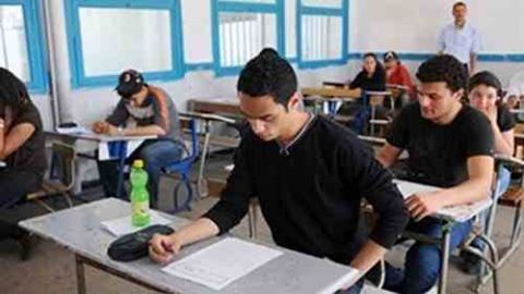 اليوم .. مدارس السويس تشهد امتحانات صفوف النقل بمدارس التعليم الفنى