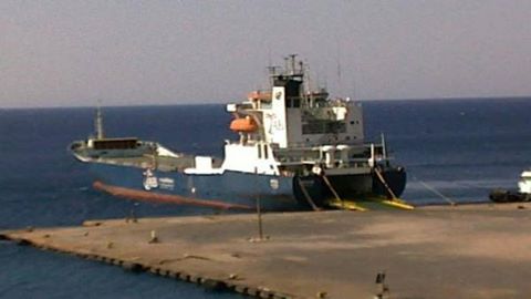 اعادة فتح ميناء نويبع البحرى بعد تحسن الاحوال الجوية
