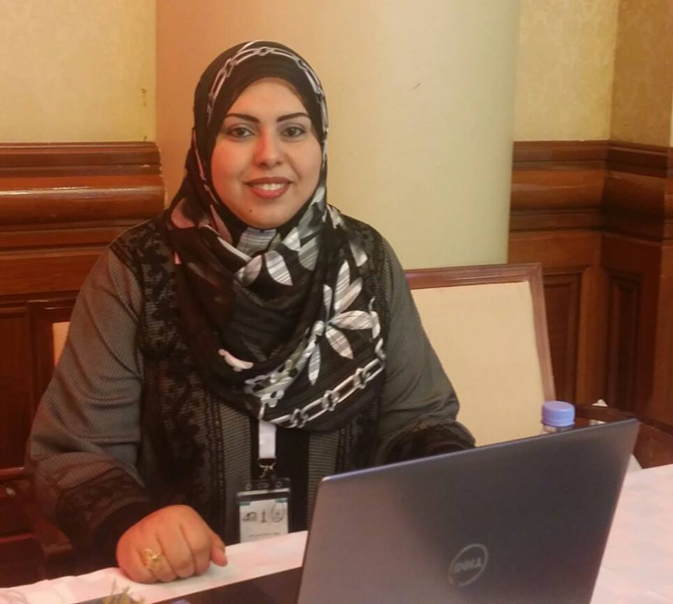 تكريم الإعلامية نجلاء صلاح الدين في مؤتمر الهوية والأدب 2