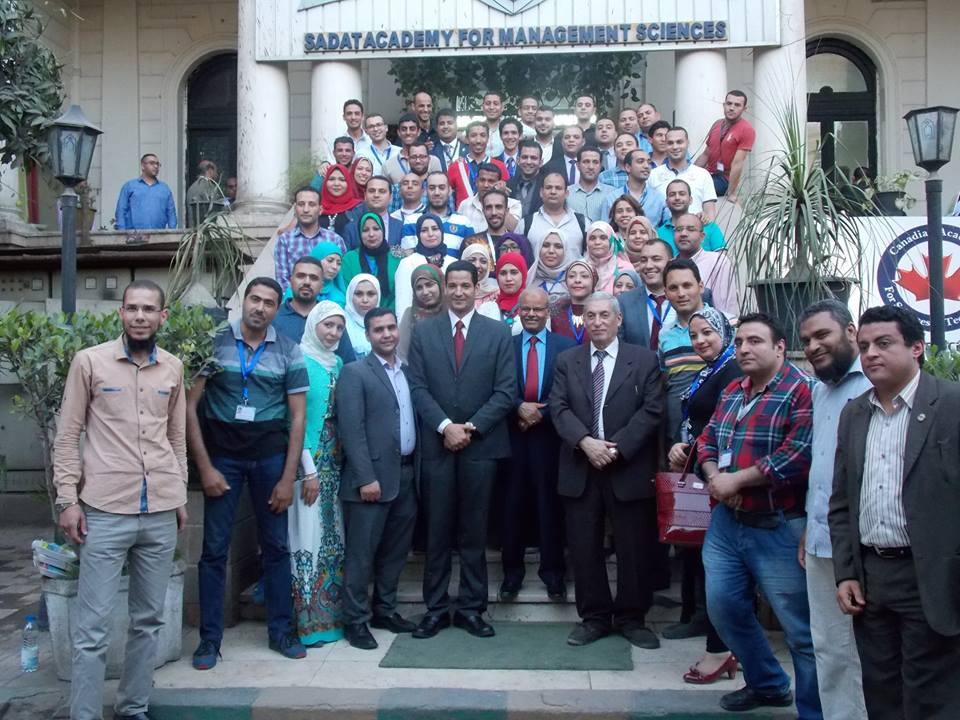 100 شاب وفتاة يتأهلون للمحليات ببرنامج وزارة الشباب واكاديمية السادات 