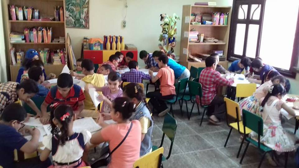 بالصور ... استمرار فعاليات ورشة الرسم للأطفال بقصر ثقافة ديروط