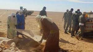 العثور على جثث 44 مهاجرا، بينهم أطفال توفوا بسبب العطش