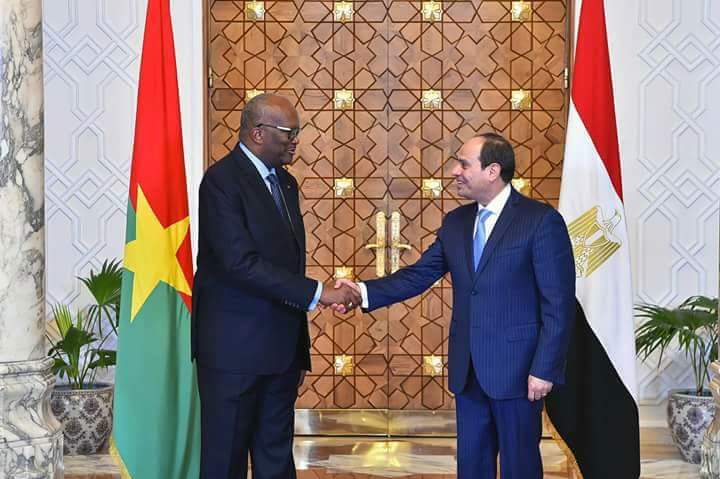 ”السيسي” يستقبل رئيس بوركينا فاسو ويؤكد على تعزيز التعاون بين البلدين