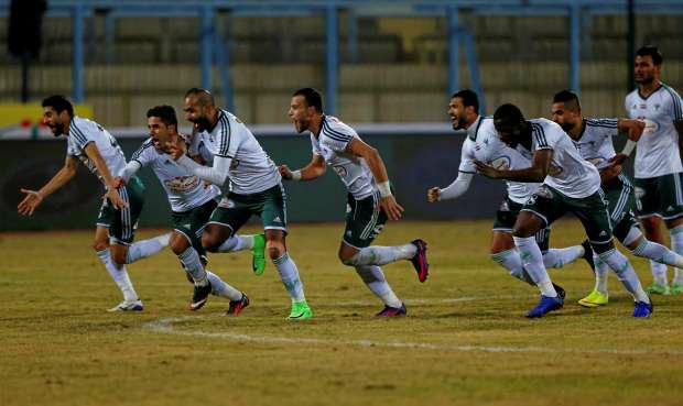 المصري يتعادل إيجابيا مع سموحة