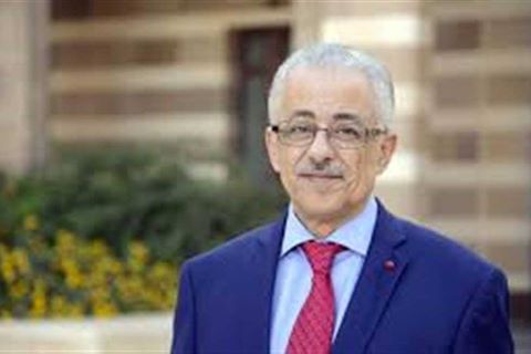 اعلان اسماء أوائل شهادات الدبلومات الفينة 2017