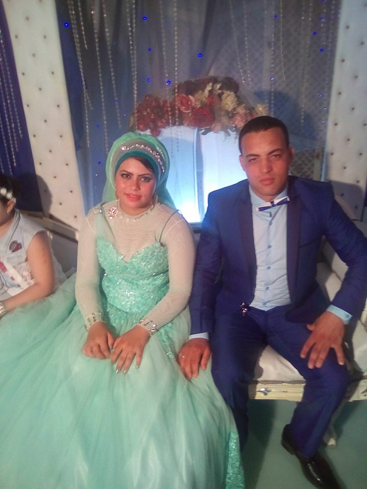 ”القمه نيوز ” تهنئ الاستاذ محمد العشرى لزفاف نجلته