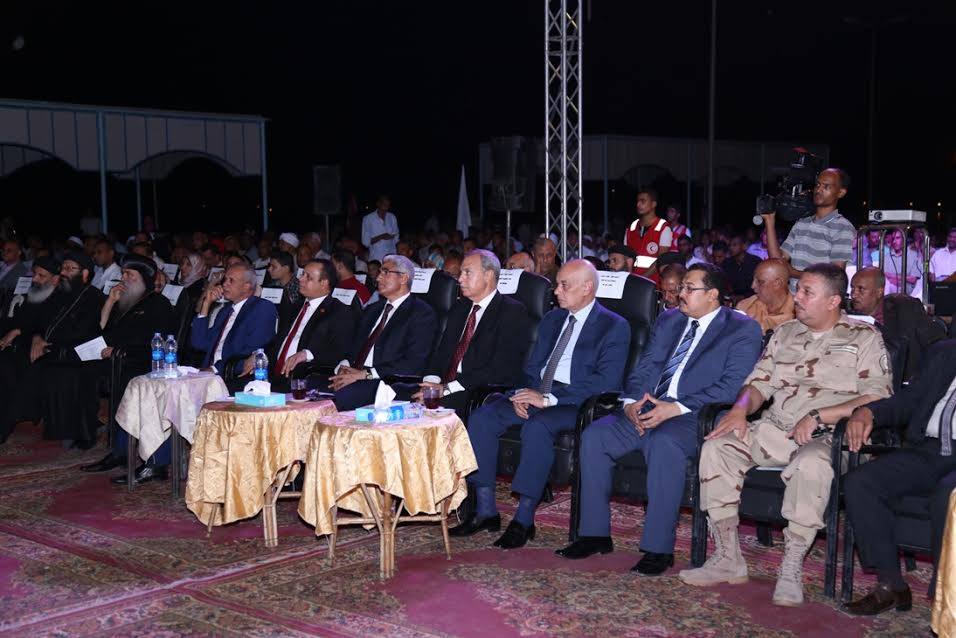 بالصور _قنا تحي الذكري الرابعة لثورة الثلاثين من يونيه .