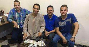 وحدة مباحث أخميم تدفع بضابط متنكر فى جلباب صعيدى للقبض على تاجر مخدرات