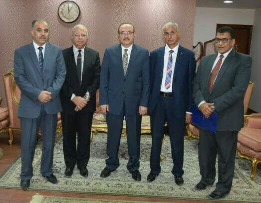محافظ بني سويف يبحث مع مسؤولى بنك الإسكندرية سبل توفير فرص عمل للشباب ‎