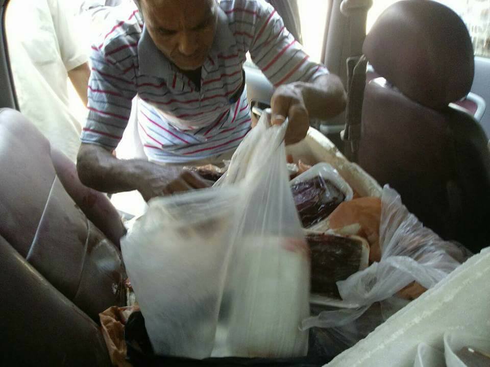 ضبط سيارة ملاكي بها لحوم وكبدة غير صالح للاستهلاك الأدمي لغرض بيعها ببا ببني سويف