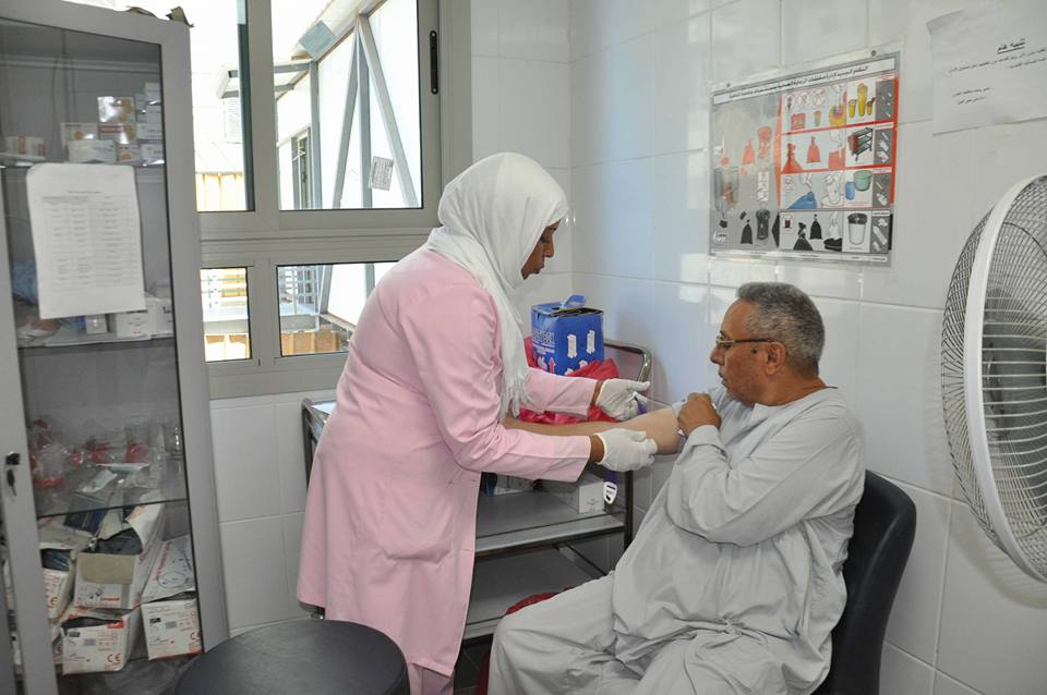 فحص طبى شامل بالمجان لـــ 500 موظف بالجيزة.