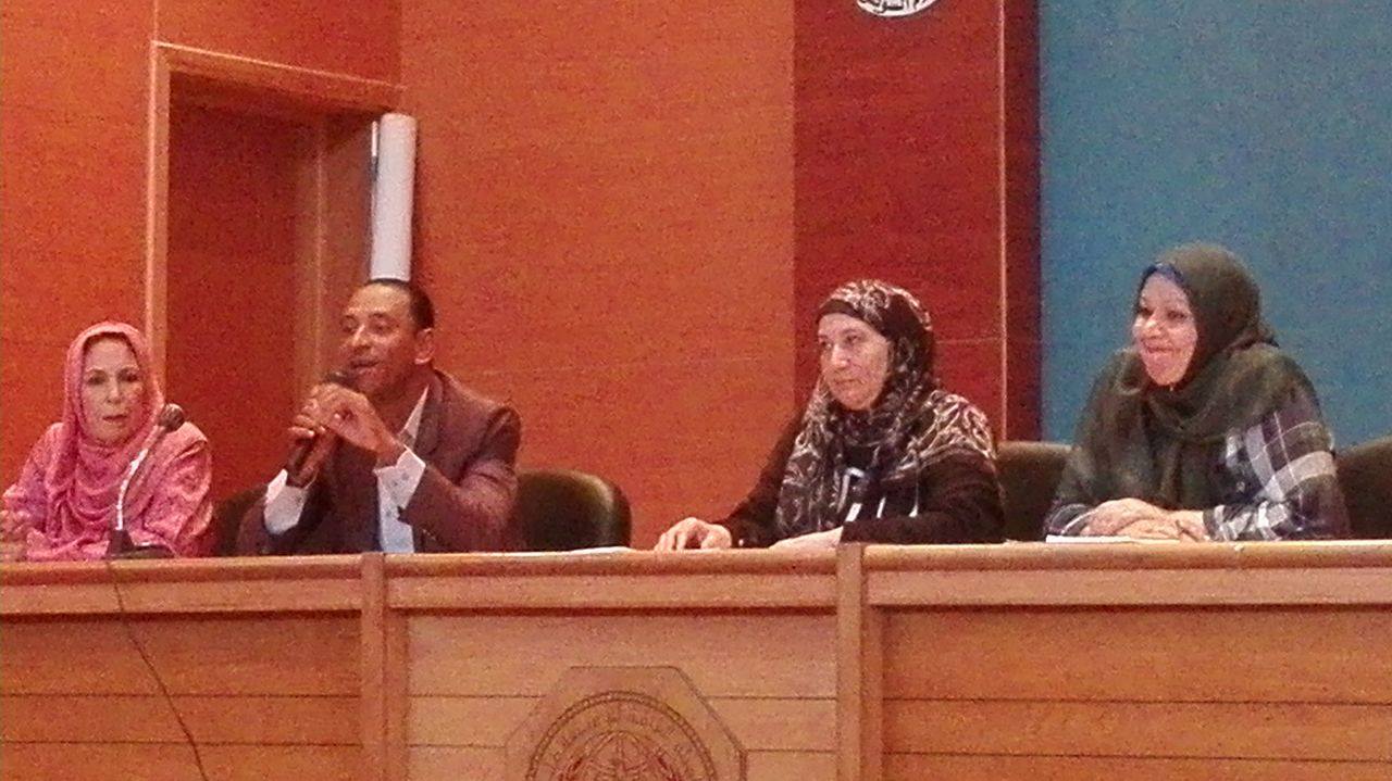 ندوة استراتيجية الطاقة الايجابية فى النفس البشرية بإعلام السويس
