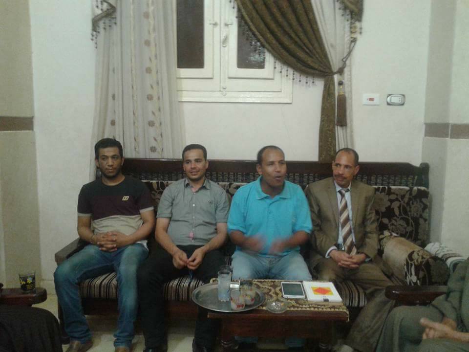 استقبال عمدة الطوايل الغربية لقافلة ساقلته الثقافية بسوهاج