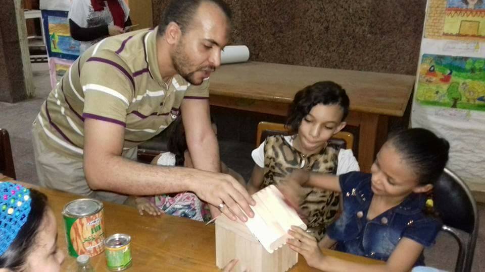 اشكال فنية بالخشب بقصر احمد بهاء الدين للطفل