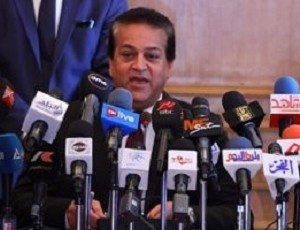 وزيرا التعليم العالى والإسكان يتفقدان منطقة جامعة العلمين