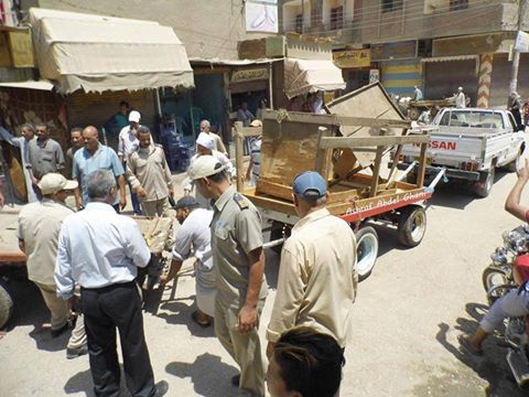 تحرير 150 محضر اشغالات متنوع في حملة مكبرة بطهطا بسوهاج