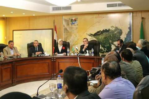 محافظ الفيوم يترأس اللجنة العامة لحماية الاطفال
