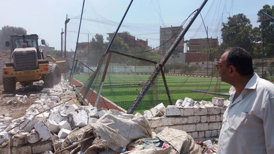 حملة لإزالة التعديات على أراضي الدولة بكفر شكر قليوبية