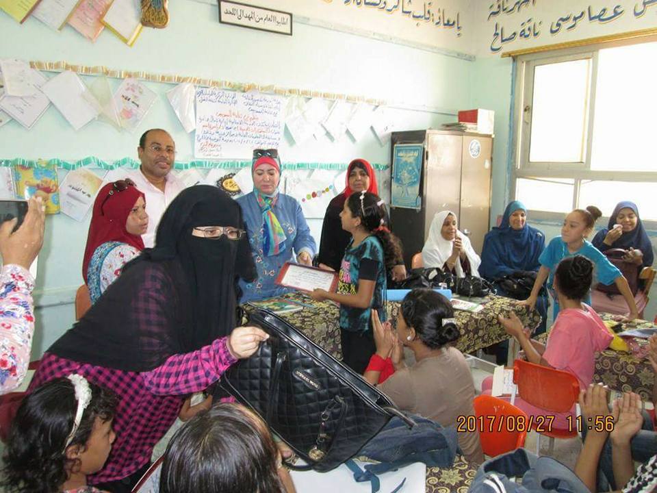 السلوكيات الحميدة وجوائز عينية بثقافة السويس