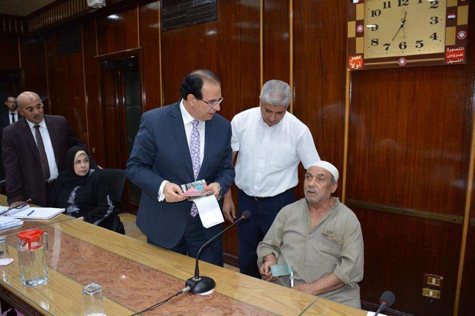 تكليف وكيل وزارة التضامن ببحث إقامة عدد 5 أكشاك للمواطنين بالدقهلية