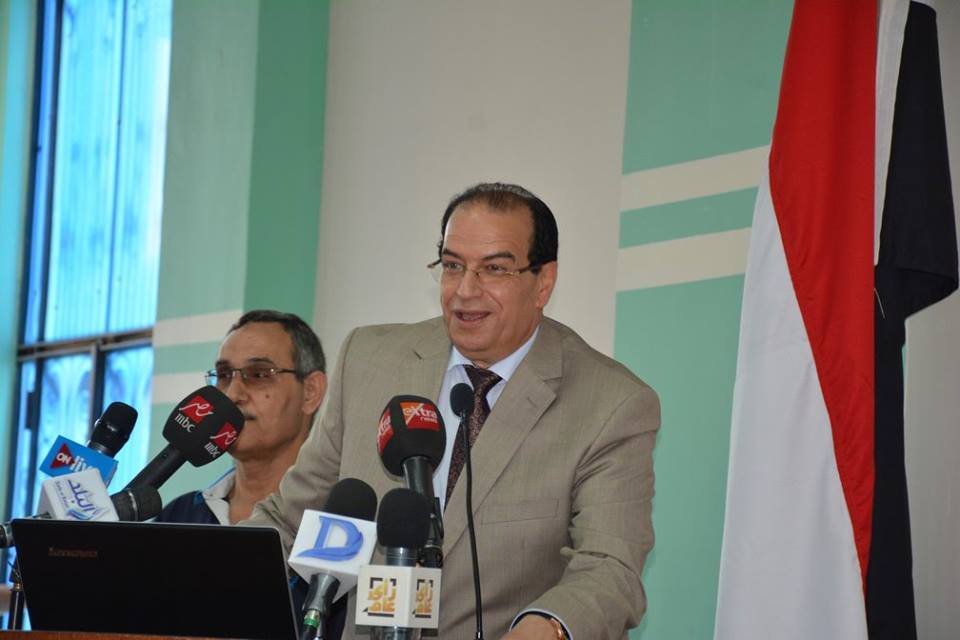 محافظ الدقهلية يتخذ اجرءات بازالة المبانى والادوار المخالقة