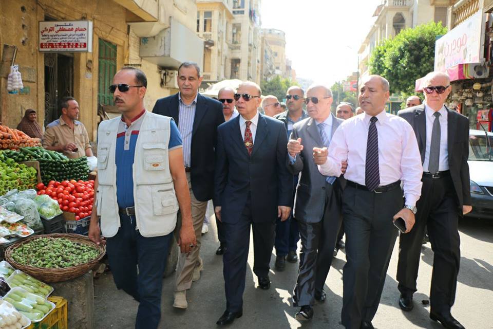 محافظ القاهرة يتفقد أعمال تطوير سوق سوهاج بمصر الجديدة