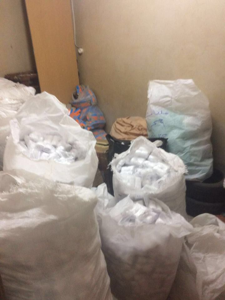 ضبط مصنع بدون ترخيص لتصنيع المستلزمات الطبية بالساحل