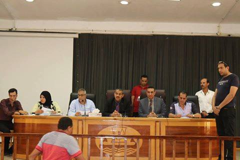 سكرتير كفر الشيخ يتلقى 37 شكوى فى اللقاء الأسبوعي للمواطنين بالمحافظة