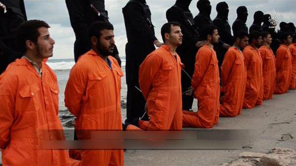 العثور على جثث 21 مصريًا ضحايا داعش في سرت
