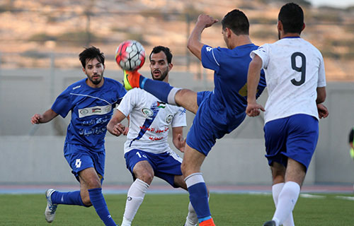 أبناء القدس يواصلون التمسك بالصدارة بثنائية في مرمى جنين