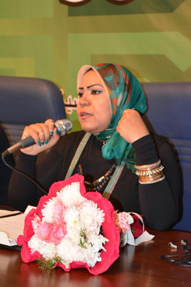 صابرين حسن تقيم صالون ثقافي بمركز ابن خلدون