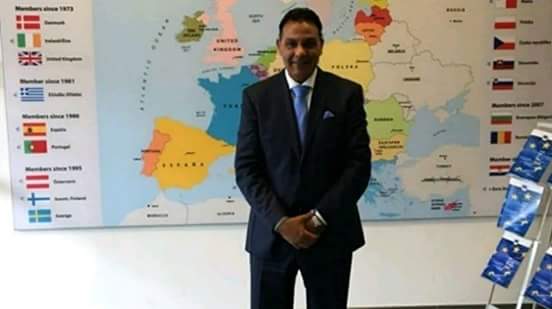 ”القمة نيوز” يكشف هوية المصري الذي هتف ضد قطر في اليونسكو و”كذب الجزيزة