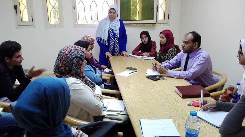 تدريب طلبة كلية الآداب قسم علم الاجتماع بمركز نيل السويس