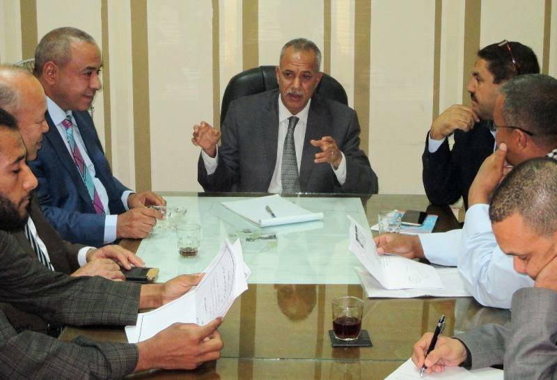 سكرتير عام محافظة سوهاج يبحث مطالب اهالي دار السلام