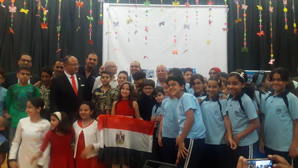 محافظ بورسعيد يفتتح معرض دعم الطلاب الأكثر احتياجا