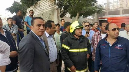 حريق هائل بمنطقة أم زغيو بالعجمى و ” سلطان ” يأمر بتوفير كافة الإمكانيات للمتضررين