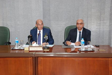 البنا” يكلف وكلاء الوزارة بالمحافظات بالمرور اليومي على الحقول والتأكد من توافر مستلزمات الموسم الزراعي الشتوي