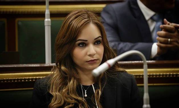 وكيلة مشروعات البرلمان : تشيد بزيارة الرئيس للنقيب محمد الحايس اليوم 