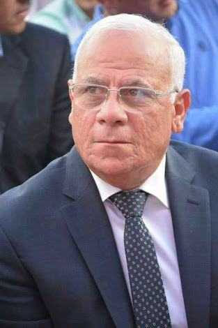 محافظ بورسعيد يوقع بروتوكول تنفيذ أكبر تجمع سكنى بمنطقة أبو عوف