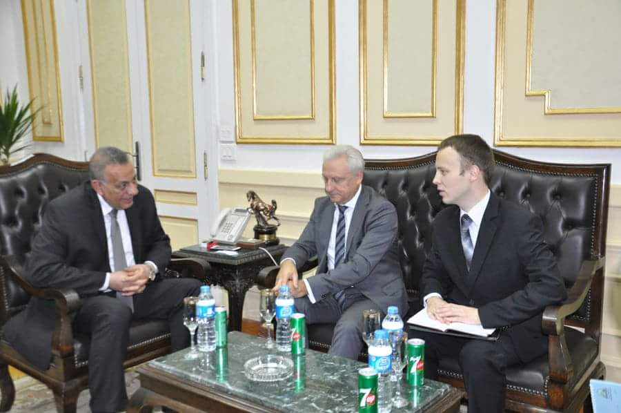 محافظ الجيزة يستقبل سفير بيلاروسيا