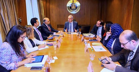 وزير التجارة والصناعة يستعرض مع بعثة صندوق النقد الدولى إنجازات الوزارة لتعزيز التنمية الصناعية والتجارة الخارجية لمصر
