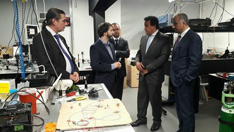 وزير التعليم العالى يزور مركز إبداع سانت جونز التابع لجامعه كامبريدج