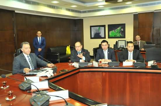 هشام عرفات :- الأعمال المدنية وأعمال تركيب السكة والقضبان  تنفذها شركات مصرية